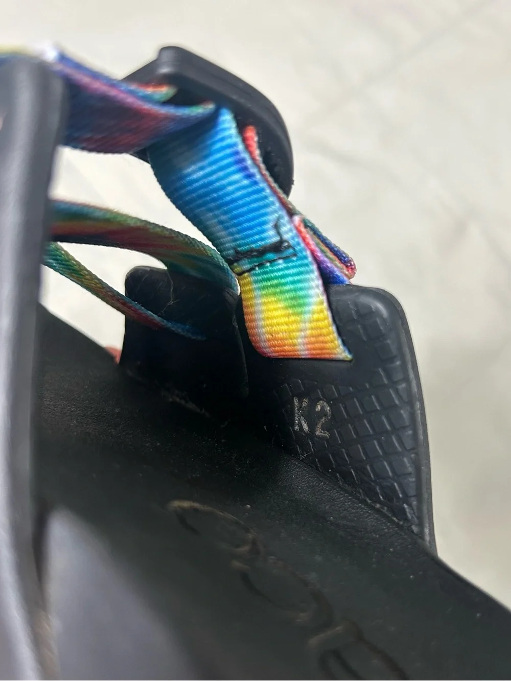 Chaco Kids Tie-Dye Rainbow Strap Sandals / Slides, Size 2, Adjustable Buckle